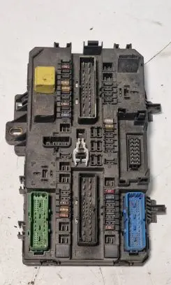 Opel Astra G Fuse module 13145014