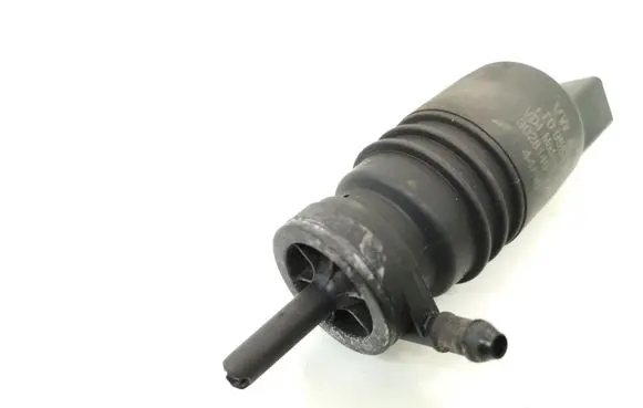 Volkswagen Jetta V Windscreen/windshield washer pump 1T0955651