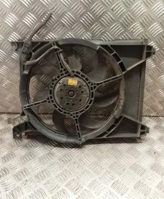 Hyundai Trajet Electric radiator cooling fan 8569631