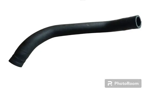 Engine coolant pipe/hose