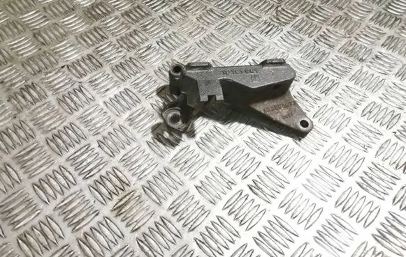 Opel Corsa D Engine mounting bracket 13191051