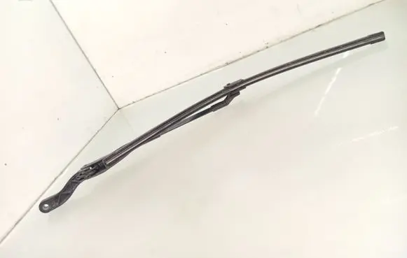Mercedes-Benz CLS C219 Front wiper blade arm A2118200344
