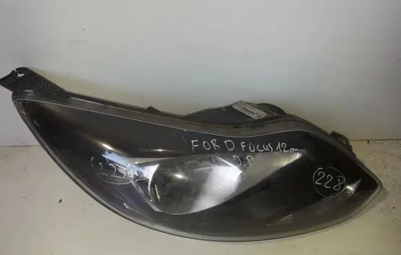 Ford Focus Headlight/headlamp 0374D