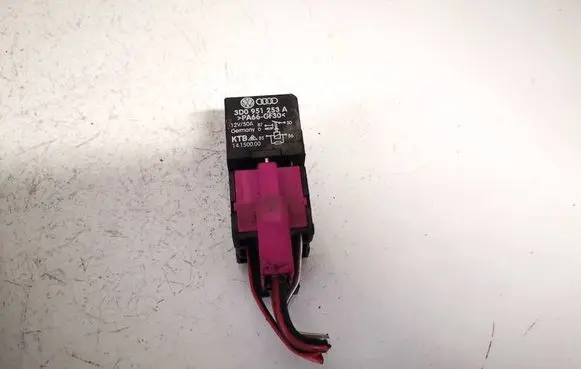 Volkswagen Caddy Other relay 3d0951253a