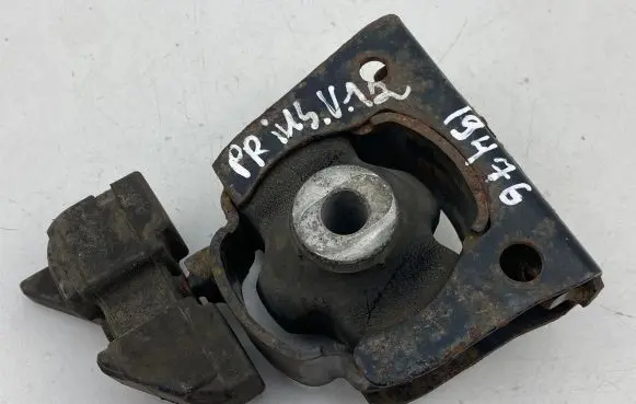 Toyota Prius+ (ZVW40) Engine mount bracket 1T177402