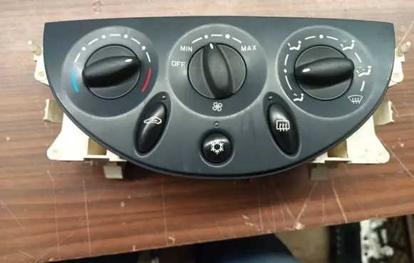 Citroen C5 Climate control unit 69392200
