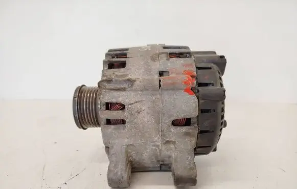 Citroen C5 Generator/alternator 9678048880 TG15C189 2614016E