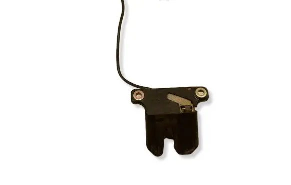 Audi A8 S8 D2 4D Tailgate lock latch 