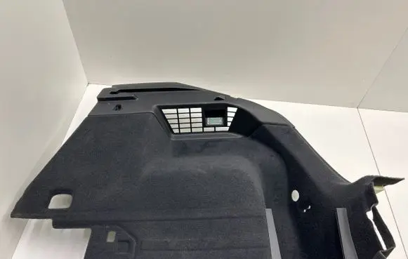 Trunk/boot side trim panel
