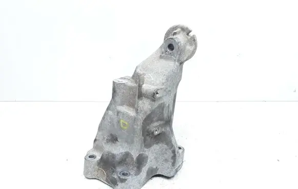 Mercedes-Benz E C207 W207 Engine mounting bracket A6512233504