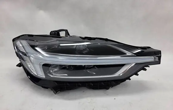 Volvo XC60 Headlight/headlamp 31656617