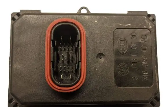 Audi Q3 8U Headlight ballast module Xenon 7PP941329F 00013379 5DF01011460AC