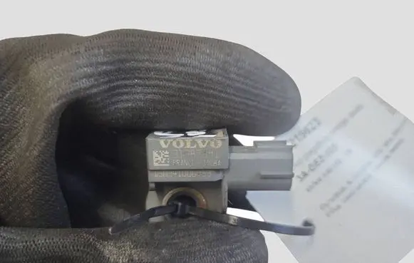 Volvo V40 Airbag deployment crash/impact sensor 31387891