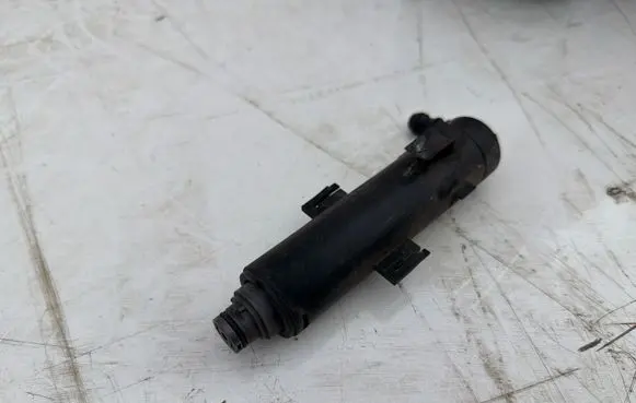 Audi A1 Headlight washer spray nozzle 8X0955101A