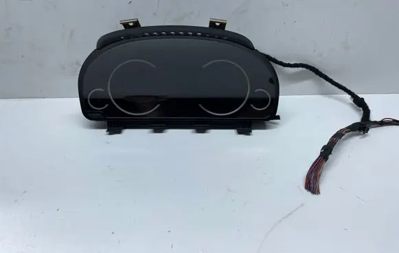 BMW X5 F15 Speedometer (instrument cluster) 17388410