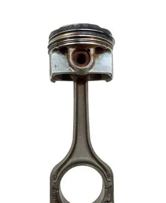 Volkswagen Caddy Piston with connecting rod 7490A