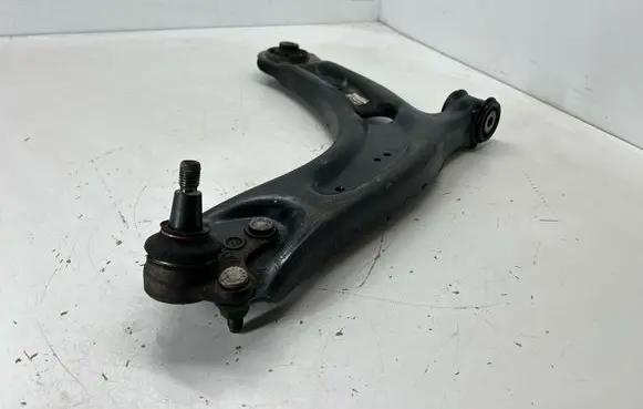 Volkswagen Tiguan Allspace Front lower control arm/wishbone 3Q0407152L