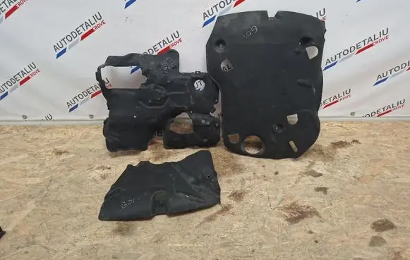 BMW X3 G01 Heat shield in engine bay 8580385