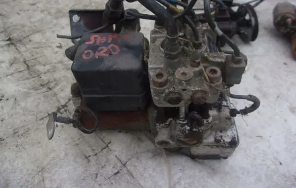 Mitsubishi Space Wagon Master brake cylinder