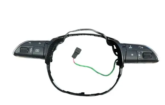 Audi Q3 8U Steering wheel buttons/switches 8U0951523E