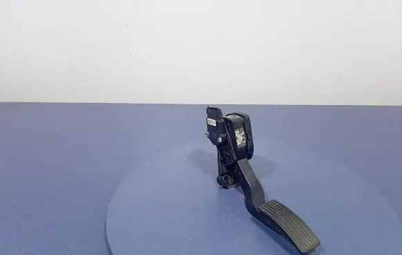 KIA Picanto Accelerator throttle pedal 32727-2K200