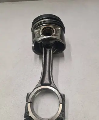 Audi A4 S4 B8 8K Piston with connecting rod 72R2