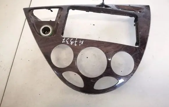 Ford Focus Other interior part 98aba046a04aew 98ab-a046a04-aew
