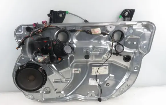 Volkswagen Polo IV 9N3 Front door window regulator with motor 6Q2959801A 6Q4837402H