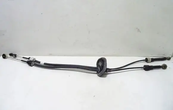 Renault Megane I Gear shift cable linkage 