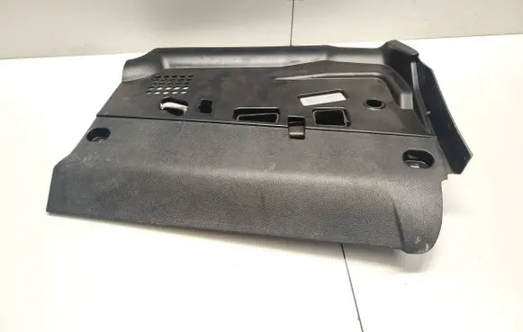 Dashboard lower bottom trim panel