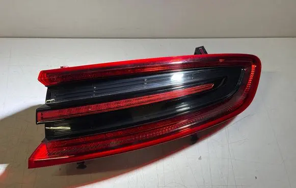 Porsche Macan (95B) Rear/tail lights 95B945096