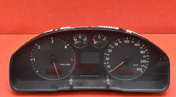 Audi A4 S4 B5 8D Speedometer (instrument cluster) 8D0920900H