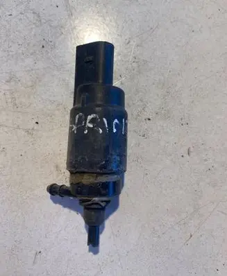 Mercedes-Benz Sprinter W901 W902 W903 W904 Windscreen/windshield washer pump A0008605826