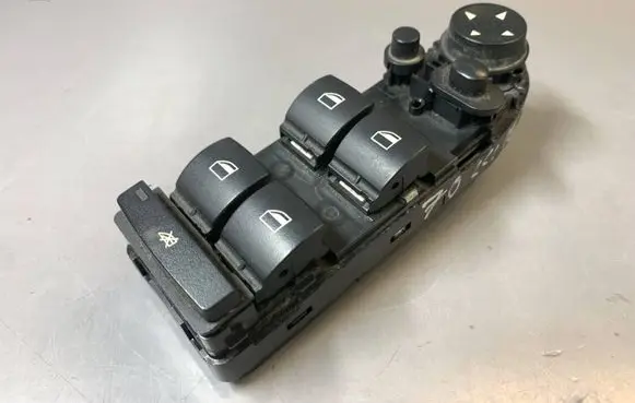 BMW X5 E70 Electric window control switch 9218044 10032A105 61319122121