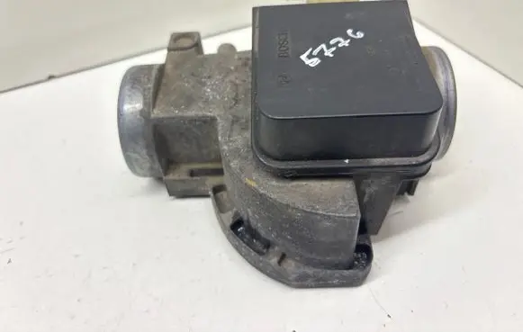 Audi A6 S6 C4 4A Mass air flow meter 0281002074
