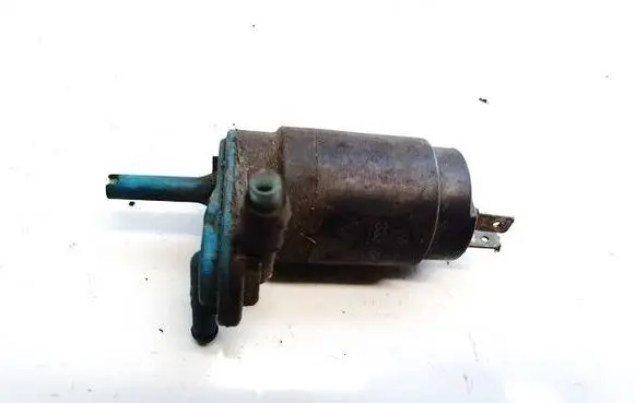 Volkswagen Transporter - Caravelle T4 Windscreen/windshield washer pump 333955651
