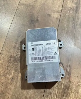 Mercedes-Benz C W204 Airbag control unit/module A2079011700 5WK43967