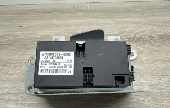 Mercedes-Benz GL X164 Seat control module A2118702026 193509 00005822A9