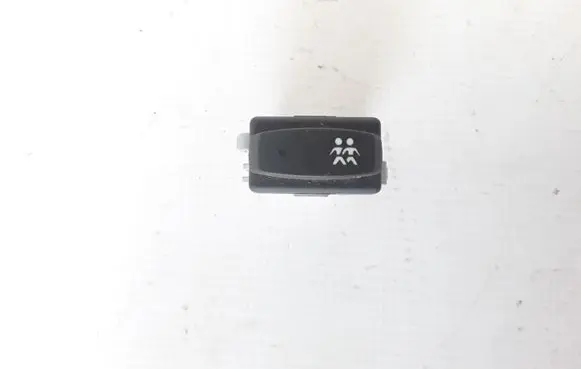 Renault Espace - Grand espace IV Central locking switch button 8200227203
