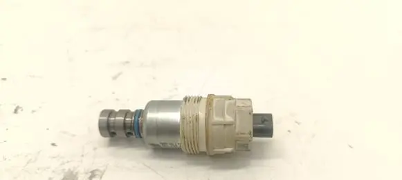 Mercedes-Benz CLA C117 X117 W117 Camshaft vanos timing valve A6511800315