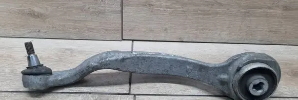 Mercedes-Benz E W212 Front lower control arm/wishbone