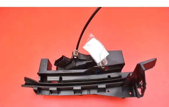 Ford Mondeo MK I Front door lock BM5AA21813AH