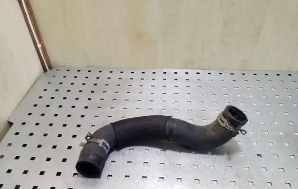 Toyota RAV 4 (XA30) Engine coolant pipe/hose