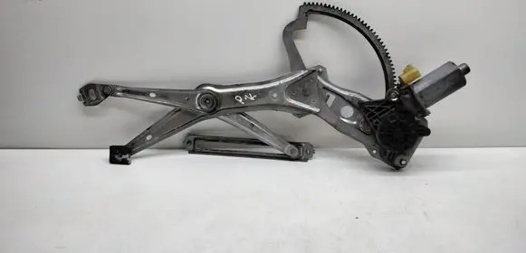 Mercedes-Benz ML W163 Front door window regulator with motor 9137041104