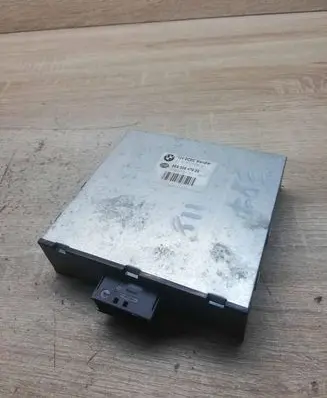 BMW 1 E81 E87 Voltage converter/converter module 9127088 8ES00947920
