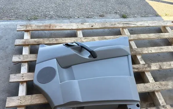 Mercedes-Benz Sprinter W906 Front door card panel trim A9067270171 3051782