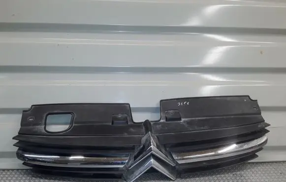Citroen C5 Front bumper upper radiator grill 9636751980