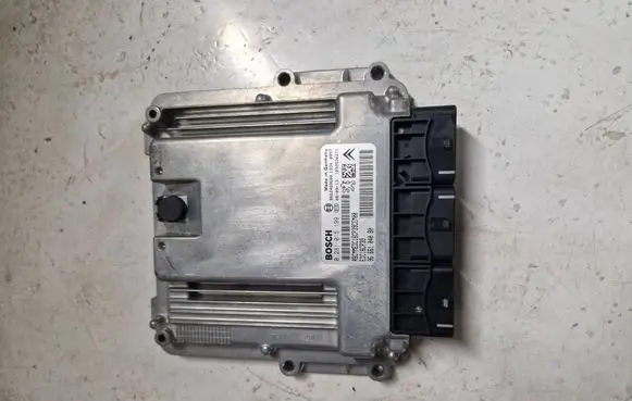 Citroen C5 Engine control unit/module 0281015199 9666104080
