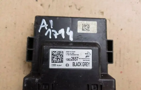 Opel Mokka X Parking PDC control unit/module AS13522657