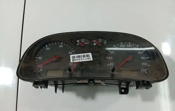 Volkswagen Golf IV Speedometer (instrument cluster) 1035100002